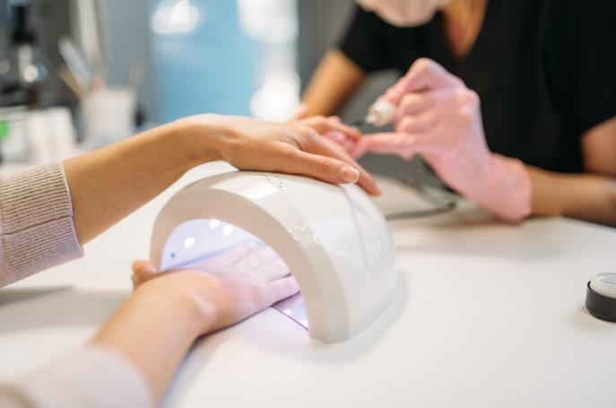 сушка для гель лака профессиональная